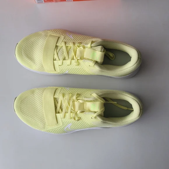 Women's Nike MC Trainer 2 - Luminous Green - Picture 5 of 9